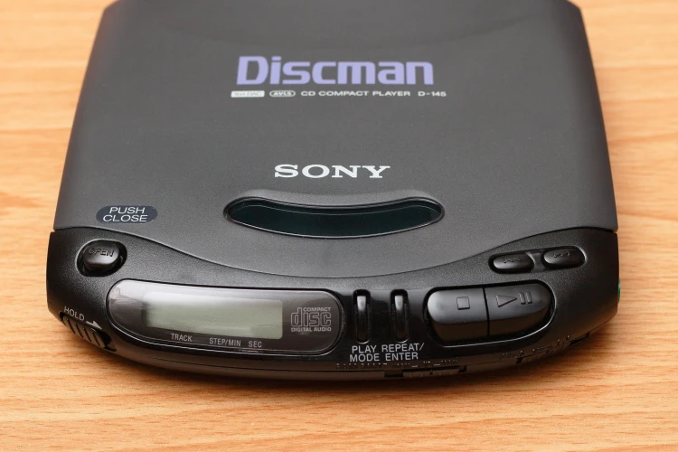 sony-discman-d-145-face-20160921b.jpg sony-discman-d-145-face-20160921b.jpg