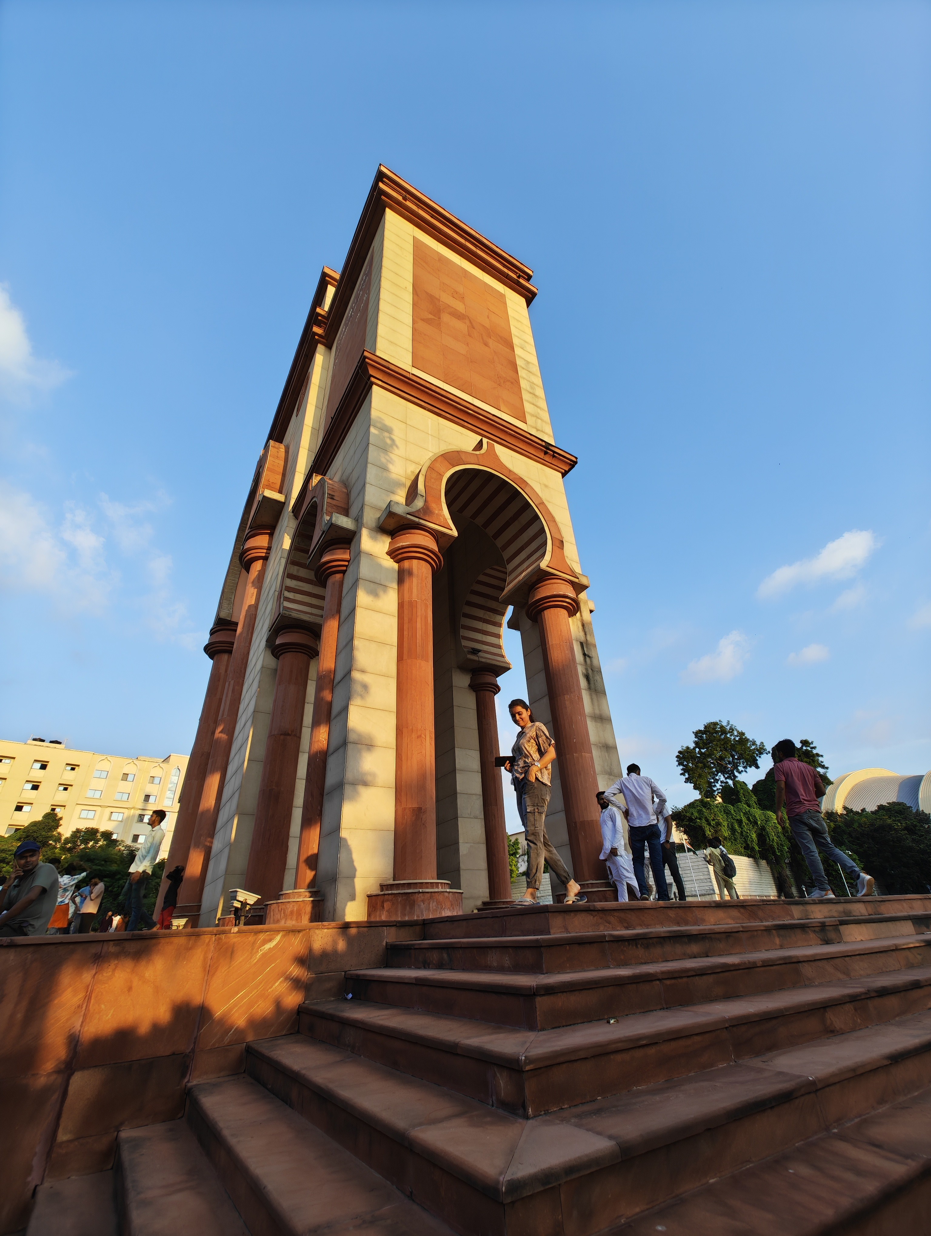 img-20250815-174809247.jpg {banner}